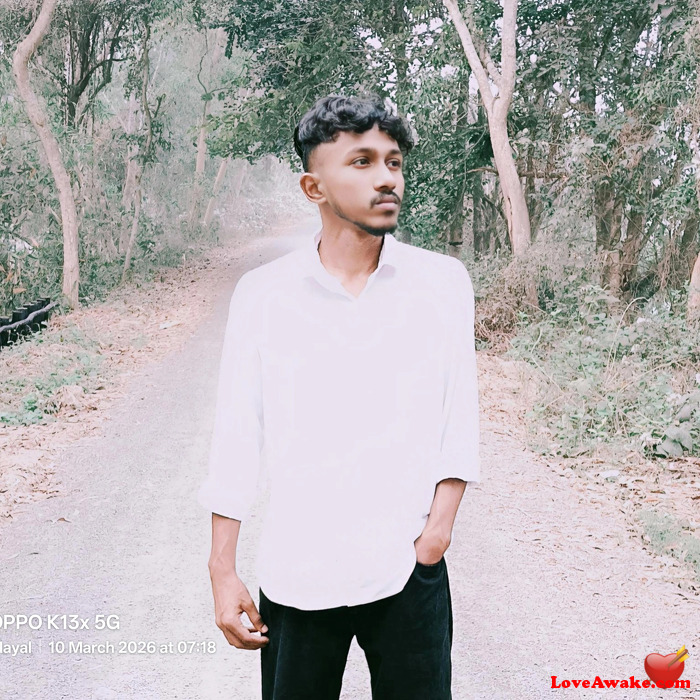 Tray10 Indian Man from Kolkata (ex Calcutta)