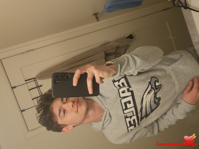 Luzfr Canadian Man from Kitchener