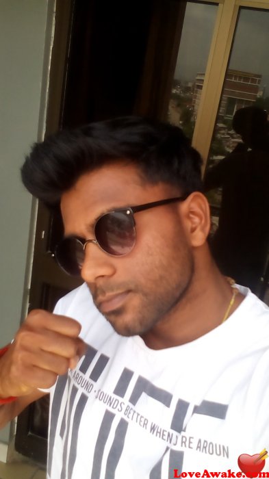vijinNikz Indian Man from Kolkata (ex Calcutta)