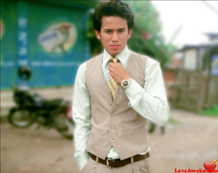 spidh Nepali Man from Kathmandu