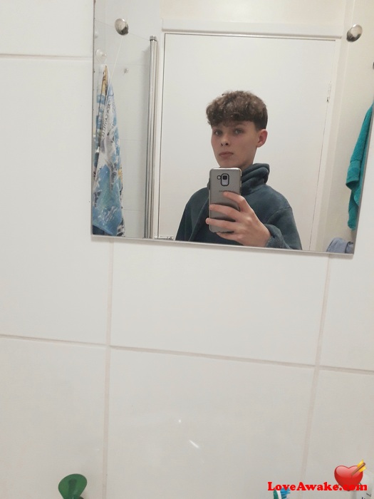 kacperjp UK Man from Hastings