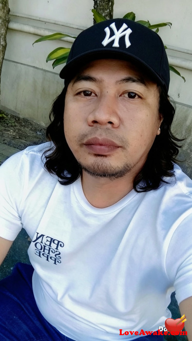 GLENNERCILLO Filipina Man from Cavite, Luzon