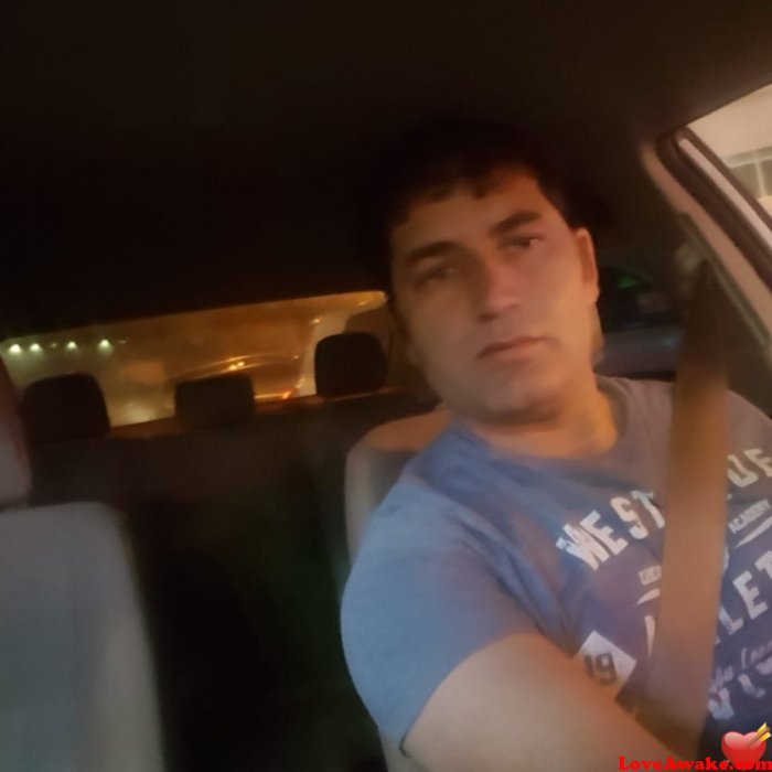 HINAGULAB Pakistani Man from Islamabad