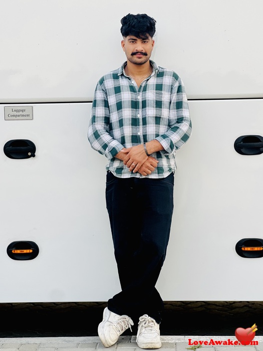Mirshaaaahh Indian Man from Mallipuram