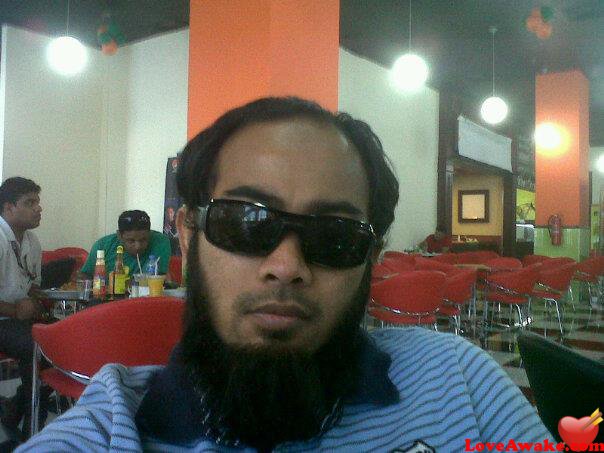 ryan-Qatar Indonesian Man from Jakarta, Java