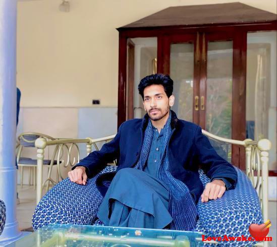 DrWizdom Pakistani Man from Lahore