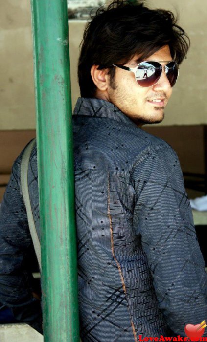 ayaan23 Pakistani Man from Karachi