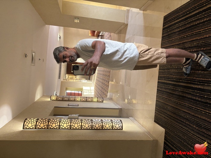 rbiyer Omani Man from Muscat