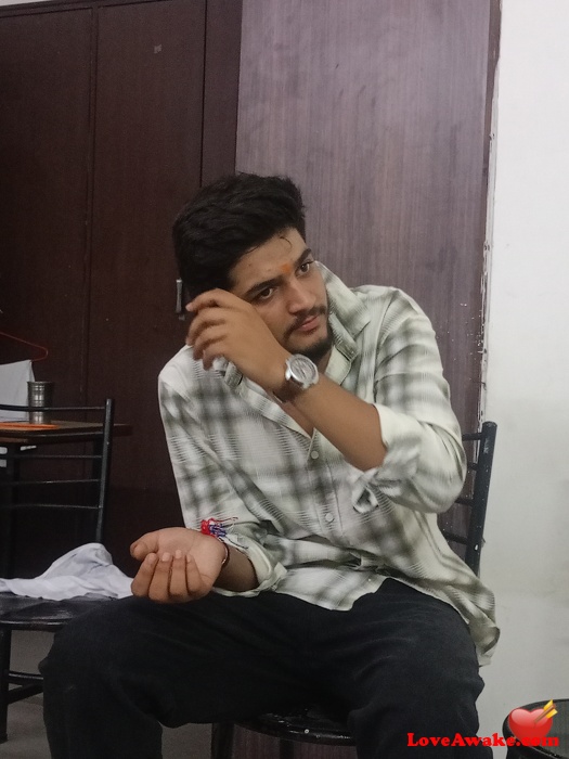 Namanaa Indian Man from Dehradun