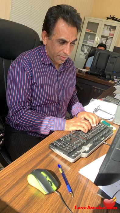 kami1529 New Zealand Man from Port Taranaki/New Plymouth