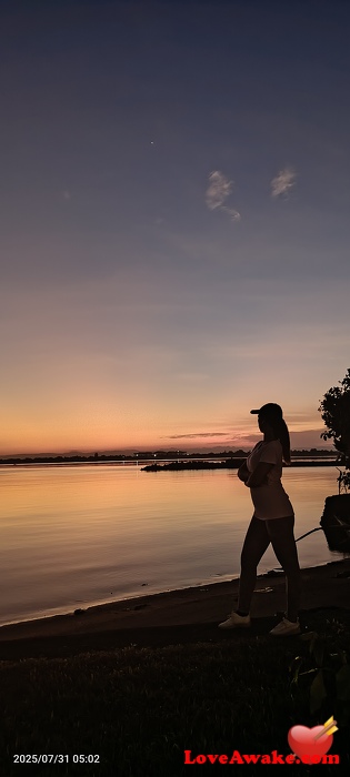 Yianne Filipina Woman from Leyte