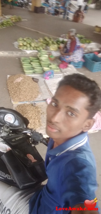 Ponnarasan Indian Man from Salem
