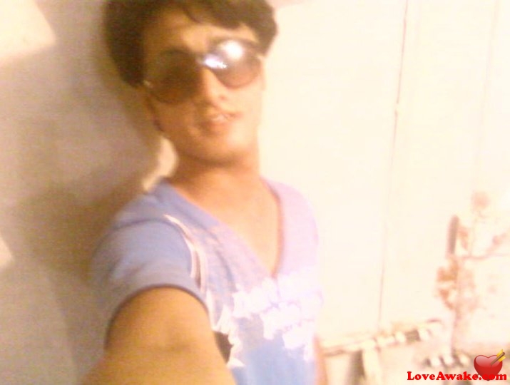 lukymesumzaidi Pakistani Man from Karachi