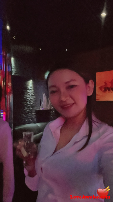 Tine1988 Filipina Woman from Pampanga