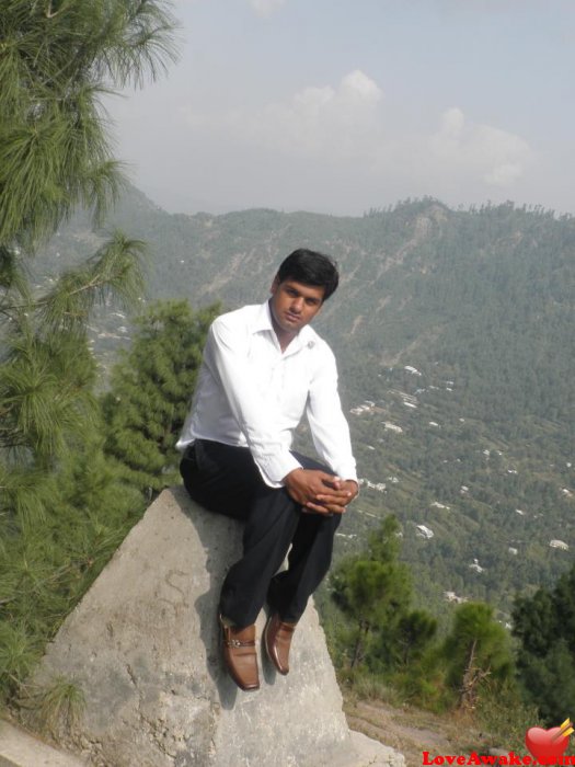 usman42 Pakistani Man from Lahore