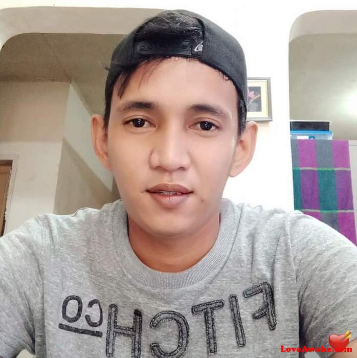 Johnskybaby13 Filipina Man from Cavite, Luzon