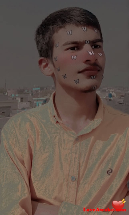 Zainshahkhan Pakistani Man from Lahore