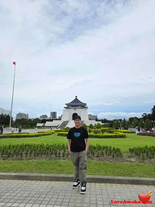 Ronzkie2396 Taiwan Man from Taipei