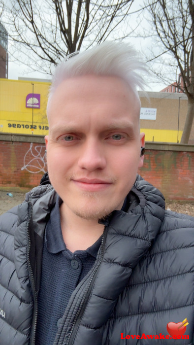 mick98 UK Man from Sheffield