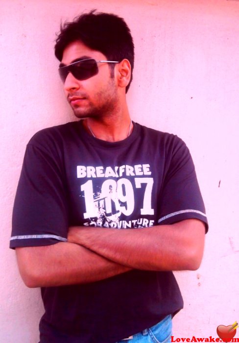 digsssssssss Indian Man from Kolkata (ex Calcutta)