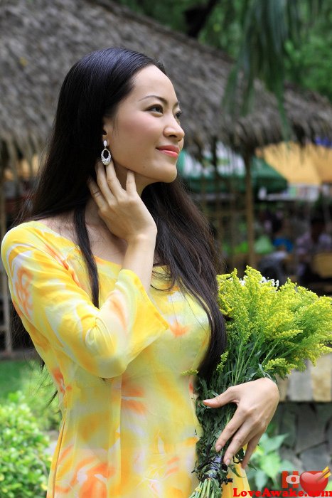 jasminequyen Vietnamese Woman from Ho Chi Minh City