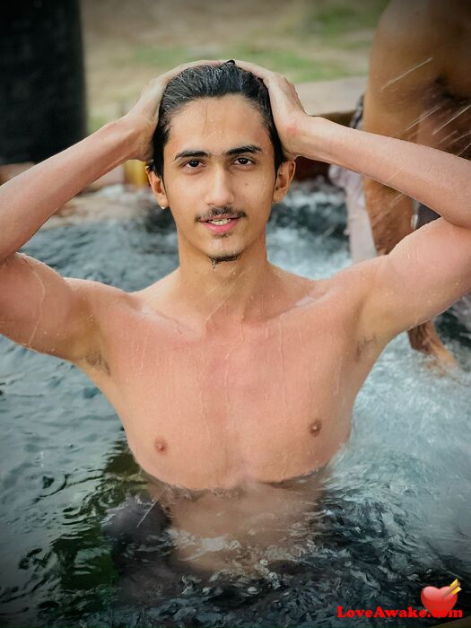 Mubii84 Pakistani Man from Lahore