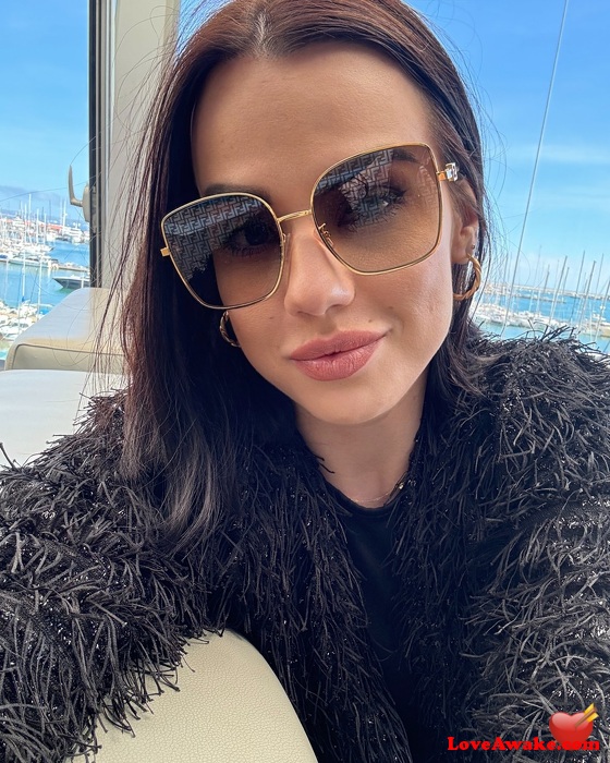 charlotte2026 French Woman from Paris