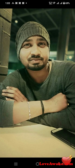 Akki5 Indian Man from Pune