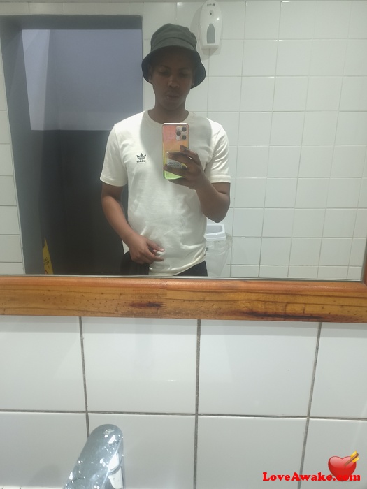 Samkelo17 African Man from Kempton Park