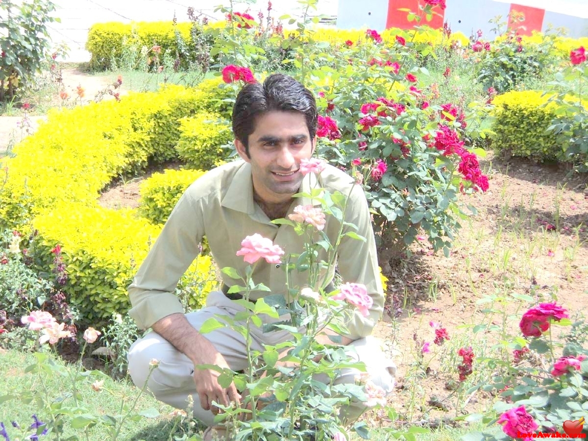 needlove4ever Pakistani Man from Hyderabad