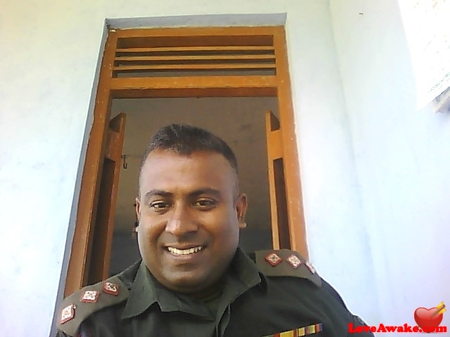 gaaaaa Sri Lankan Man from Matara