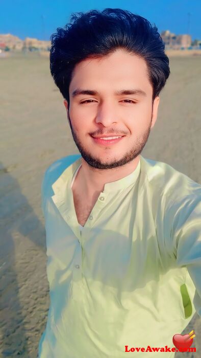 Lovelyali99 Pakistani Man from Khanewal