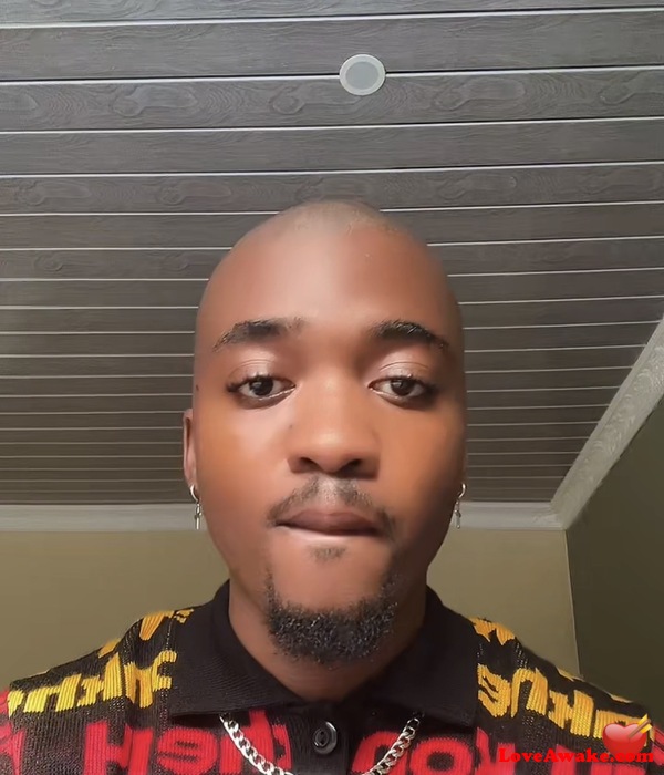Gee031 African Man from Durban
