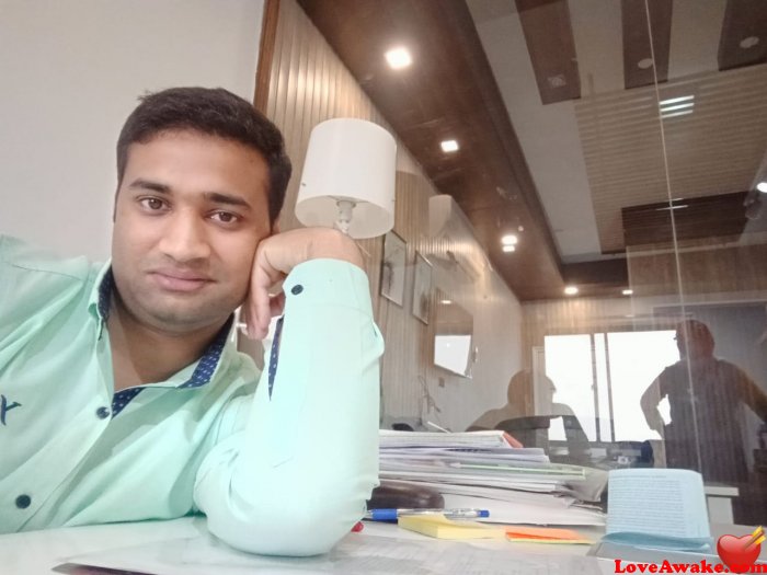 shero26 Pakistani Man from Lahore