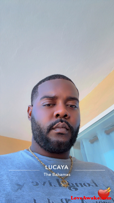 Linkup242 Bahamian Man from Freeport, Grand Bahama