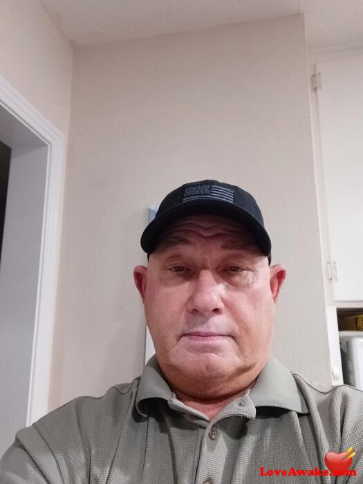 CCMICHAEL56 American Man from San Antonio