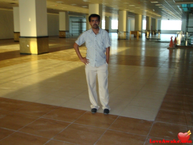 syedathiq2 Qatari Man from Doha