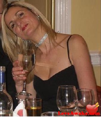 Lizzie45 UK Woman from Hitchin