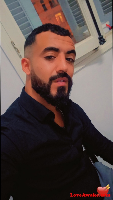 Bob16 Algerian Man from Alger (Algiers)
