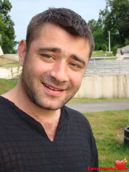 andreiv76 Romanian Man from Bucharest = Bucuresti