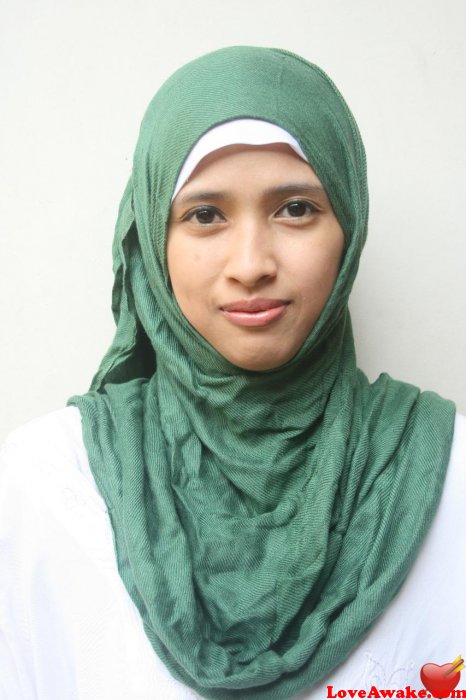 mandira9 Indonesian Woman from Bekasi