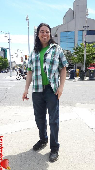 NiceCanadian Canadian Man from Kitchener