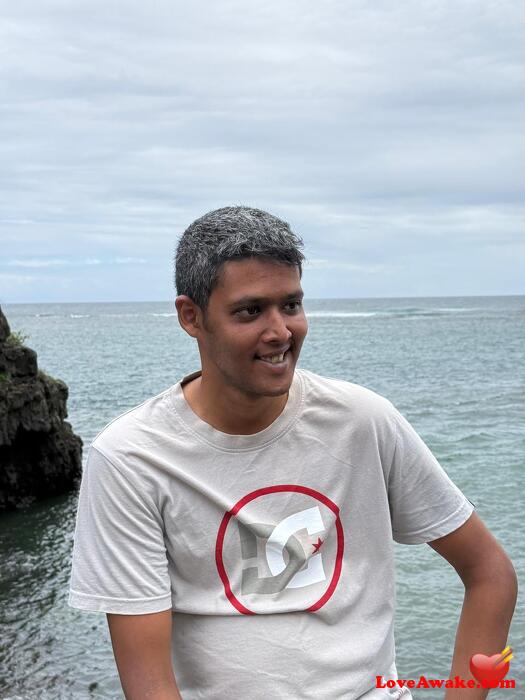 LoverrAtom22 Mauritius Man from Saint Pierre