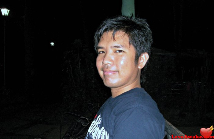 JecJec Filipina Man from Davao, Mindanao