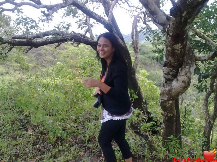 Leclec Filipina Woman from Manila