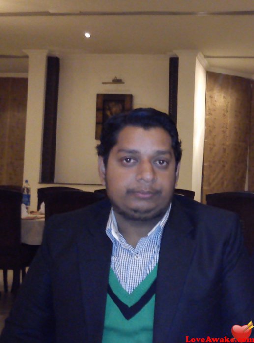 doc222 Pakistani Man from Lahore