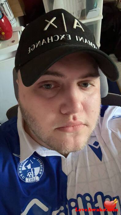declan02 UK Man from Bristol
