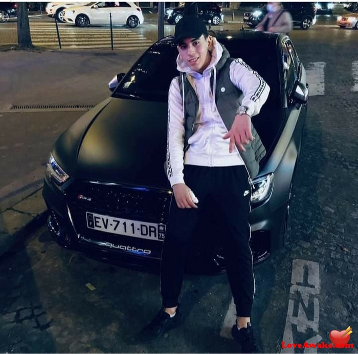 Walid3122 Algerian Man from Oran