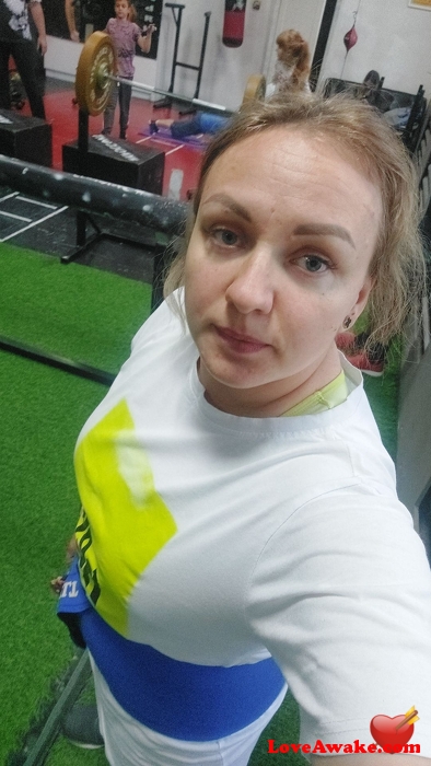 mandilius Australian Woman from Perth
