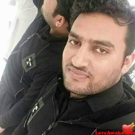 Makhdoom1 Pakistani Man from Lahore